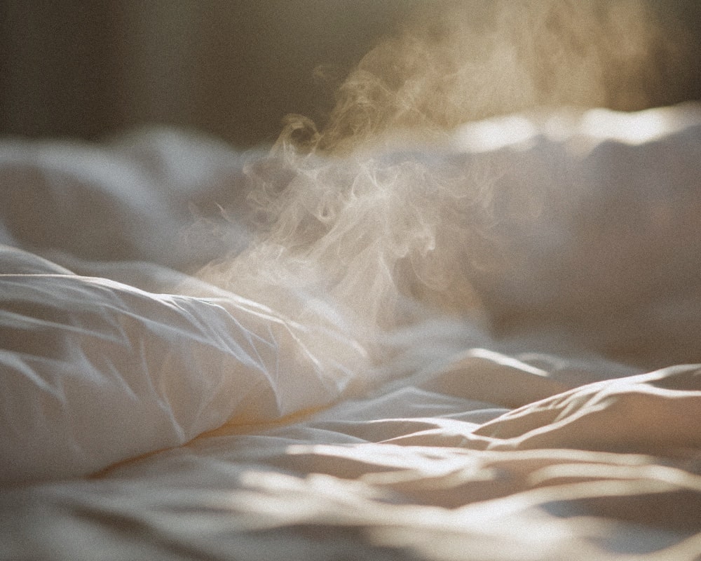 Couette qui laisse s'échapper de la vapeur d'eau pour un sommeil sans transpiration